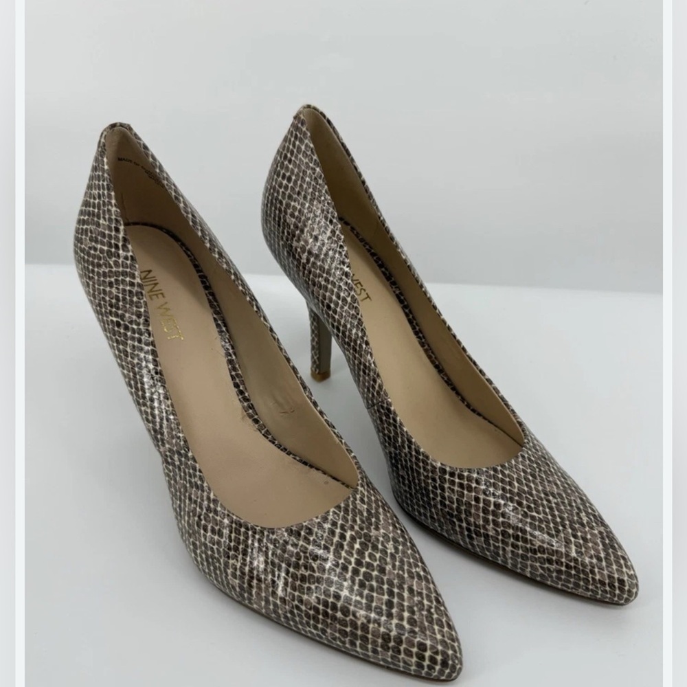 Nine West Tan Snakeskin Heels